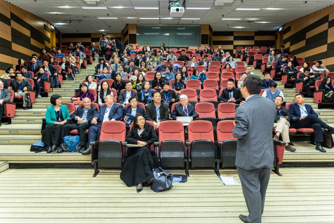 Conferencia: "Evolución de la señalización retrógrada entre el cloroplasto y el núcleo en organismos fotosintéticos." | 2027-02-07